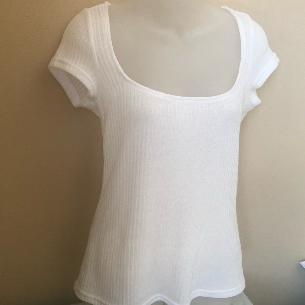 Listicle Large White Scoop Neck Ribbed Short